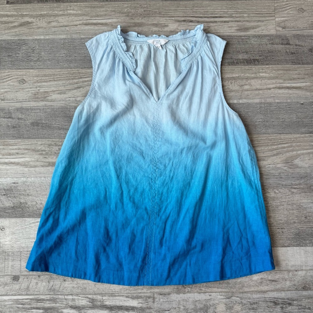 Time + Tru blue ombre V-neck linen blend sleeveless blouse size small Q6